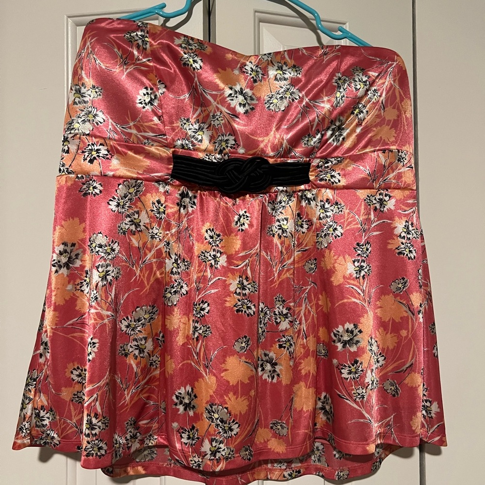 Torrid oriental-style satin tube top
